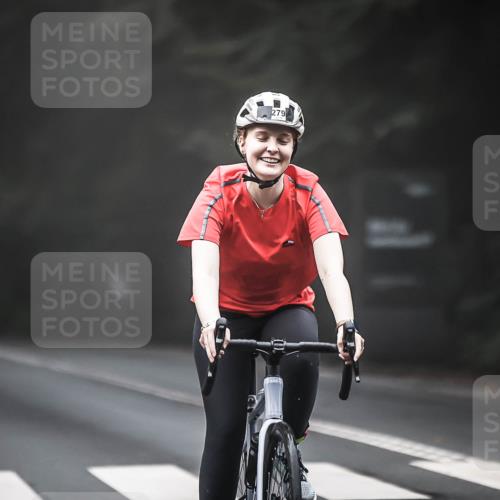 13.09.2026 - Stadtparktriathlon H.Heesch http://msf.ph/oto/10356567 13.09.2026 09:49:50 Radfahren 151, 279 meine-sportfotos.de