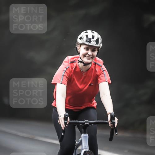 13.09.2026 - Stadtparktriathlon H.Heesch http://msf.ph/oto/10356576 13.09.2026 09:49:51 Radfahren 279 meine-sportfotos.de