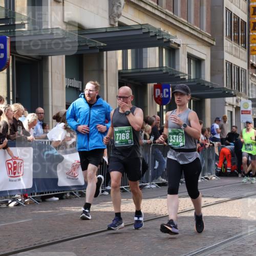 13.09.2026 - 21. swb-Marathon Bremen Strokosch-Dieckow http://msf.ph/oto/10356635 13.09.2026 13:34:13 Ziel 682, 784, 809, 911, 1307, 1395, 1871, 1967, 2215, 2831, 3029, 3052, 3058, 3068, 3214, 3318, 3388, 3409, 3636, 3765, 3890, 4112, 4537, 4616, 5147, 5378, 5488, 5566, 5694, 5760, 5852, 6168, 6244, 6255, 7168, 7746, 7833, 7962, 8182, 8381, 8453, 8493, 8552, 9402, 9453, 9751, 9788, 9802, 13112, 1364, 1656, 2355, 2464, 2727, 3162, 3389, 3522, 3632, 3790, 3984, 4613, 5265, 5341, 5489, 5563, 5587, 5768, 6090, 6151, 6509, 6623, 7047, 7303, 7354, 7431, 8025 meine-sportfotos.de