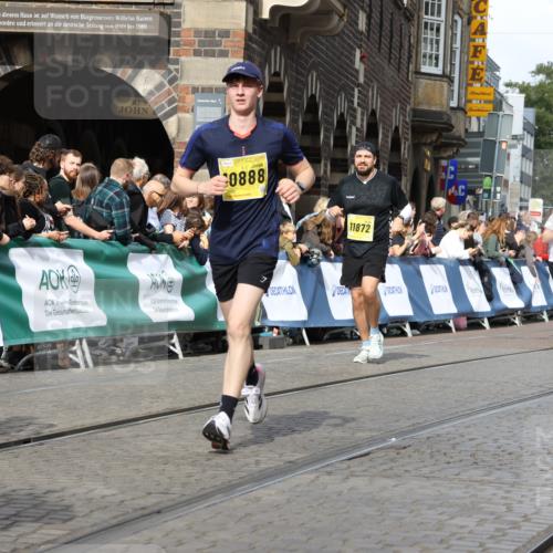 13.09.2026 - 21. swb-Marathon Bremen Strokosch-Dieckow http://msf.ph/oto/10356637 13.09.2026 10:56:53 Ziel 10240, 10356, 10372, 10540, 10675, 10721, 10824, 10844, 10936, 11064, 11069, 11256, 11317, 11349, 11407, 11474, 11601, 11795, 11844, 11855, 11871, 11911, 11996, 12543, 10157, 10408, 10772, 11000, 11079, 11328, 11946, 12032 meine-sportfotos.de