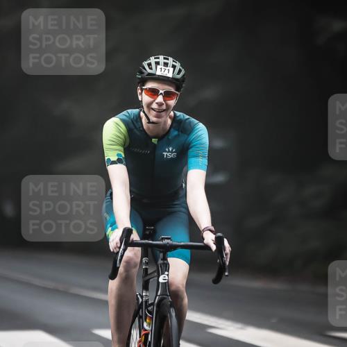 13.09.2026 - Stadtparktriathlon H.Heesch http://msf.ph/oto/10356649 13.09.2026 09:50:22 Radfahren 171, 321 meine-sportfotos.de