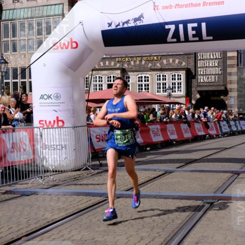 13.09.2026 - 21. swb-Marathon Bremen Tim E. http://msf.ph/oto/10356684 13.09.2026 12:50:57 Ziel 668, 8075 meine-sportfotos.de