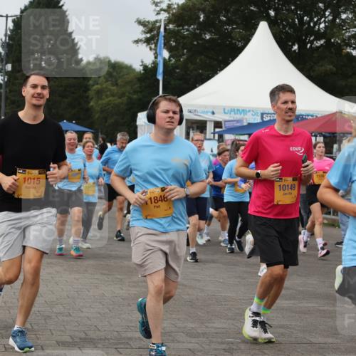 13.09.2026 - Kiel Lauf Andreas Tolksdorf http://msf.ph/oto/10356686 13.09.2026 09:59:16 Kiellinie 21, 0975, 4, 39, 6376, 38, 1015, 38, 1846, 39, 10149, 7326, 39, 10115 meine-sportfotos.de