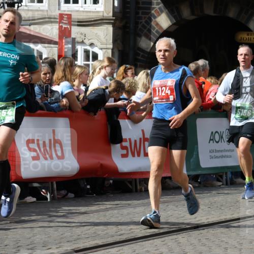 13.09.2026 - 21. swb-Marathon Bremen Strokosch-Dieckow http://msf.ph/oto/10356699 13.09.2026 13:33:45 Ziel 831, 1124, 2283, 2980, 3562, 4052, 4219, 4243, 4492, 4536, 4543, 4565, 5040, 5560, 5660, 5726, 5790, 5861, 5862, 5914, 6256, 6421, 6597, 6614, 6777, 6844, 6882, 6915, 6997, 7145, 7421, 7467, 7523, 7789, 7863, 8093, 8177, 8501, 8599, 8602, 8691, 9206, 9508, 9616, 9856, 9883, 10114, 13078, 13084, 1656, 2727, 3389, 3522, 4554, 4613, 4658, 4874, 5156, 5513, 5563, 5587, 6151, 6508, 6509, 6623, 7047, 7354, 7431, 8025, 8512, 8641, 9068, 9128, 9344 meine-sportfotos.de