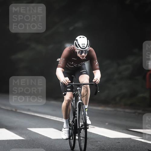 13.09.2026 - Stadtparktriathlon H.Heesch http://msf.ph/oto/10356703 13.09.2026 09:50:39 Radfahren 214, 215, 312 meine-sportfotos.de