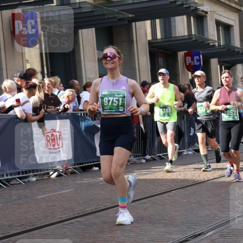 13.09.2026 - 21. swb-Marathon Bremen Strokosch-Dieckow http://msf.ph/oto/10356735 13.09.2026 13:34:17 Ziel 682, 784, 809, 1307, 1395, 1871, 1967, 2215, 2831, 3029, 3052, 3058, 3068, 3318, 3380, 3388, 3409, 3765, 3842, 3890, 4537, 4616, 5378, 5488, 5566, 5694, 5760, 5852, 6128, 6168, 6244, 6255, 7168, 7746, 7833, 7962, 8182, 8381, 8453, 8493, 8552, 8683, 9453, 9751, 9788, 9802, 13112, 911, 1364, 1656, 2355, 2464, 3068, 3162, 3214, 3389, 3522, 3632, 3636, 3790, 3984, 4112, 4613, 5147, 5265, 5341, 5489, 5563, 5768, 6090, 6151, 6509, 6623, 7047, 7303, 7431, 8025 meine-sportfotos.de