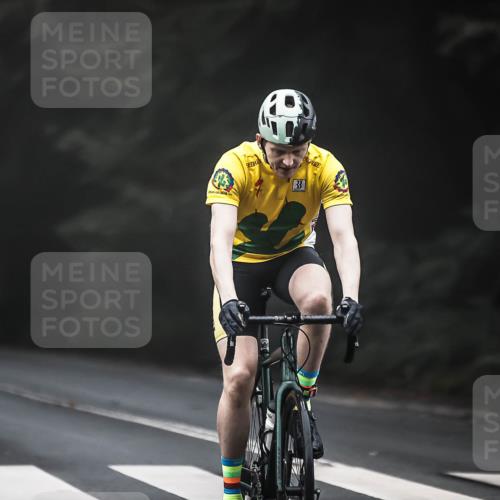 13.09.2026 - Stadtparktriathlon H.Heesch http://msf.ph/oto/10356758 13.09.2026 09:50:50 Radfahren 271, 310 meine-sportfotos.de