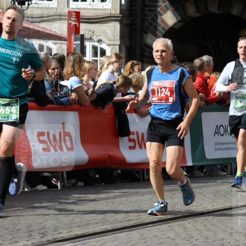 13.09.2026 - 21. swb-Marathon Bremen Strokosch-Dieckow http://msf.ph/oto/10356763 13.09.2026 13:33:45 Ziel 831, 1124, 2283, 2980, 3562, 4052, 4219, 4243, 4492, 4536, 4543, 4565, 5040, 5560, 5660, 5726, 5790, 5861, 5862, 5914, 6256, 6421, 6597, 6614, 6777, 6844, 6882, 6915, 6997, 7145, 7421, 7467, 7523, 7789, 7863, 8093, 8177, 8501, 8599, 8602, 8691, 9206, 9508, 9616, 9856, 9883, 10114, 13078, 13084, 1656, 2727, 3389, 3522, 4554, 4613, 4658, 4874, 5156, 5513, 5563, 5587, 6151, 6508, 6509, 6623, 7047, 7354, 7431, 8025, 8512, 8641, 9068, 9128, 9344 meine-sportfotos.de
