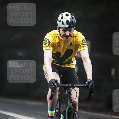 13.09.2026 - Stadtparktriathlon H.Heesch http://msf.ph/oto/10356770 13.09.2026 09:50:50 Radfahren 271, 310 meine-sportfotos.de