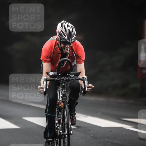 13.09.2026 - Stadtparktriathlon H.Heesch http://msf.ph/oto/10356807 13.09.2026 09:50:53 Radfahren 271, 293, 310 meine-sportfotos.de