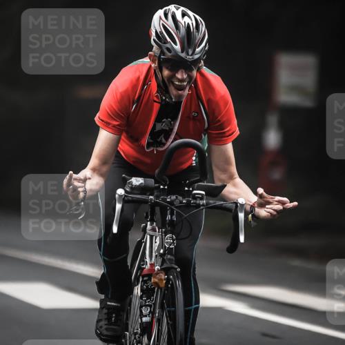 13.09.2026 - Stadtparktriathlon H.Heesch http://msf.ph/oto/10356815 13.09.2026 09:50:54 Radfahren 271, 285, 293, 310 meine-sportfotos.de