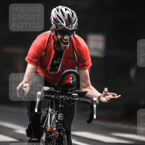 13.09.2026 - Stadtparktriathlon H.Heesch http://msf.ph/oto/10356819 13.09.2026 09:50:54 Radfahren 271, 285, 293, 310 meine-sportfotos.de