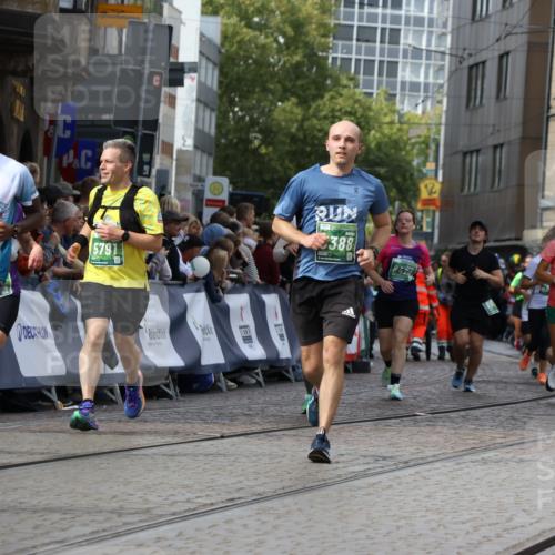 13.09.2026 - 21. swb-Marathon Bremen Strokosch-Dieckow http://msf.ph/oto/10356847 13.09.2026 13:37:17 Ziel 551, 813, 843, 950, 1285, 1641, 1849, 1991, 2241, 2275, 2930, 3122, 3541, 3635, 3787, 3874, 3909, 3998, 4261, 4335, 4410, 4448, 5236, 5355, 5447, 6056, 6269, 6408, 6431, 6629, 6961, 6966, 7046, 7398, 7445, 7640, 7937, 8034, 8498, 8685, 8839, 9310, 9317, 9331, 9415, 9589, 9840, 270, 391, 448, 869, 3323, 3627, 3804, 3823, 4628, 5388, 5738, 5791, 7074, 7571, 8439, 8553, 8674, 8748, 8753, 9441, 10106 meine-sportfotos.de