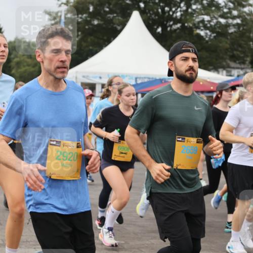 13.09.2026 - Kiel Lauf Andreas Tolksdorf http://msf.ph/oto/10356848 13.09.2026 09:59:25 Kiellinie 4, 38, 2920, 6906, 1, 38, 2659 meine-sportfotos.de