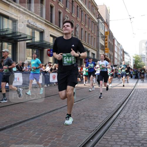 13.09.2026 - 21. swb-Marathon Bremen Strokosch-Dieckow http://msf.ph/oto/10356883 13.09.2026 13:34:20 Ziel 784, 809, 1210, 1307, 1395, 1871, 1967, 2215, 2525, 2561, 2831, 3029, 3052, 3058, 3318, 3353, 3380, 3388, 3409, 3765, 3842, 3890, 4537, 4616, 5378, 5488, 5566, 5694, 5760, 5852, 6128, 6168, 6244, 6255, 7168, 7443, 7746, 7833, 7962, 8182, 8381, 8453, 8493, 8552, 8683, 9038, 9751, 9788, 9802, 9820, 13112, 682, 911, 1364, 2355, 2464, 3068, 3162, 3214, 3632, 3636, 3790, 3984, 4112, 4613, 5147, 5265, 5341, 5489, 5768, 5852, 6090, 6509, 7047, 7303 meine-sportfotos.de