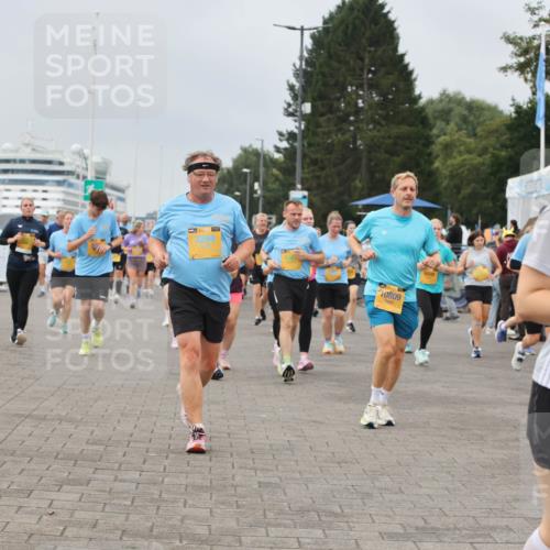 13.09.2026 - Kiel Lauf Andreas Tolksdorf http://msf.ph/oto/10356892 13.09.2026 09:59:27 Kiellinie 3294, 10809, 39, 08, 39 meine-sportfotos.de