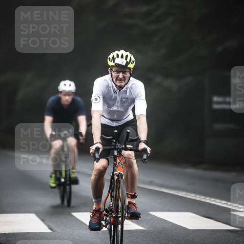 13.09.2026 - Stadtparktriathlon H.Heesch http://msf.ph/oto/10356898 13.09.2026 09:51:03 Radfahren 217, 227, 239, 285, 293 meine-sportfotos.de