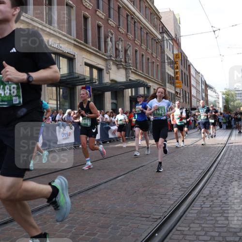13.09.2026 - 21. swb-Marathon Bremen Strokosch-Dieckow http://msf.ph/oto/10356899 13.09.2026 13:34:20 Ziel 784, 809, 1210, 1307, 1395, 1871, 1967, 2215, 2525, 2561, 2831, 3029, 3052, 3058, 3318, 3353, 3380, 3388, 3409, 3765, 3842, 3890, 4537, 4616, 5378, 5488, 5566, 5694, 5760, 5852, 6128, 6168, 6244, 6255, 7168, 7443, 7746, 7833, 7962, 8182, 8381, 8453, 8493, 8552, 8683, 9038, 9751, 9788, 9802, 9820, 13112, 682, 911, 1364, 2355, 2464, 3068, 3162, 3214, 3632, 3636, 3790, 3984, 4112, 4613, 5147, 5265, 5341, 5489, 5768, 5852, 6090, 6509, 7047, 7303 meine-sportfotos.de
