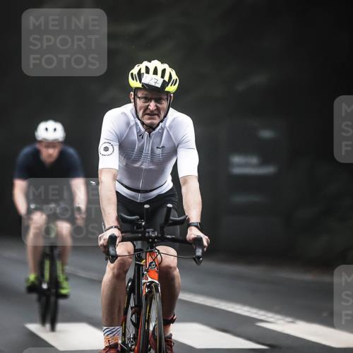 13.09.2026 - Stadtparktriathlon H.Heesch http://msf.ph/oto/10356908 13.09.2026 09:51:03 Radfahren 217, 227, 239, 285, 293 meine-sportfotos.de