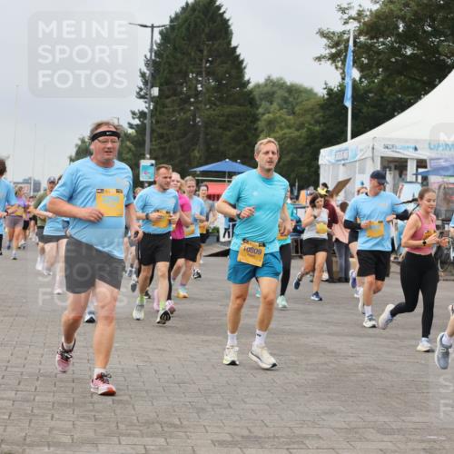 13.09.2026 - Kiel Lauf Andreas Tolksdorf http://msf.ph/oto/10356909 13.09.2026 09:59:28 Kiellinie 9775, 3, 3294, 10809 meine-sportfotos.de