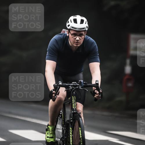 13.09.2026 - Stadtparktriathlon H.Heesch http://msf.ph/oto/10356925 13.09.2026 09:51:04 Radfahren 217, 227, 239, 285, 293 meine-sportfotos.de