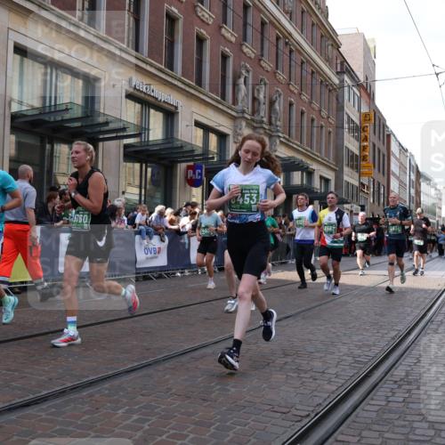 13.09.2026 - 21. swb-Marathon Bremen Strokosch-Dieckow http://msf.ph/oto/10356938 13.09.2026 13:34:21 Ziel 784, 809, 1210, 1307, 1395, 1871, 1967, 2215, 2525, 2561, 2831, 3029, 3052, 3058, 3318, 3353, 3380, 3388, 3409, 3765, 3842, 3890, 4537, 4616, 5378, 5415, 5488, 5566, 5694, 5760, 6128, 6168, 6244, 6255, 7168, 7443, 7833, 7962, 8182, 8381, 8453, 8493, 8552, 8683, 9038, 9751, 9788, 9820, 13112, 13180, 682, 911, 1307, 1364, 2355, 2464, 3068, 3162, 3214, 3632, 3636, 3790, 3984, 4112, 4613, 5147, 5265, 5341, 5489, 5768, 5852, 6090, 6509, 7047, 7303 meine-sportfotos.de