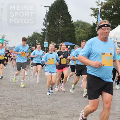 13.09.2026 - Kiel Lauf Andreas Tolksdorf http://msf.ph/oto/10356942 13.09.2026 09:59:29 Kiellinie 9775, 4619, 2470, 39, 3294 meine-sportfotos.de