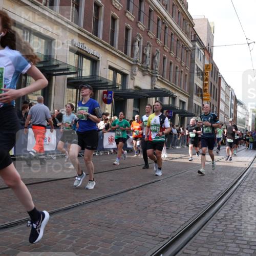 13.09.2026 - 21. swb-Marathon Bremen Strokosch-Dieckow http://msf.ph/oto/10356976 13.09.2026 13:34:22 Ziel 784, 809, 1210, 1395, 1871, 1967, 2215, 2525, 2561, 2831, 3029, 3052, 3058, 3181, 3318, 3353, 3380, 3388, 3409, 3765, 3842, 3890, 4537, 4616, 5378, 5415, 5488, 5566, 5684, 5694, 5760, 6128, 6168, 6244, 6255, 7168, 7443, 7462, 7833, 7962, 8155, 8182, 8381, 8453, 8493, 8552, 8683, 9038, 9751, 9788, 9820, 13180, 682, 911, 1307, 1364, 2355, 2464, 3068, 3162, 3214, 3632, 3636, 3790, 3984, 4112, 5147, 5265, 5341, 5489, 5566, 5768, 5852, 6090, 7303 meine-sportfotos.de