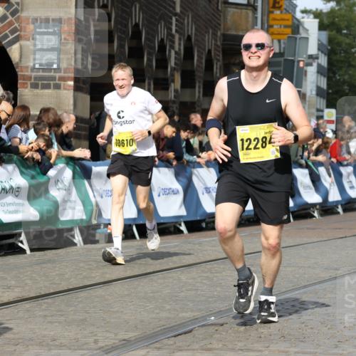 13.09.2026 - 21. swb-Marathon Bremen Strokosch-Dieckow http://msf.ph/oto/10356988 13.09.2026 10:56:59 Ziel 10240, 10356, 10372, 10486, 10540, 10721, 10771, 10824, 10888, 10936, 11064, 11069, 11349, 11407, 11474, 11601, 11855, 11871, 11872, 11911, 11996, 12434, 12543, 10157, 10166, 10578, 10700, 10772, 10969, 11236, 11292, 11484, 11667, 12032, 12382, 12383 meine-sportfotos.de