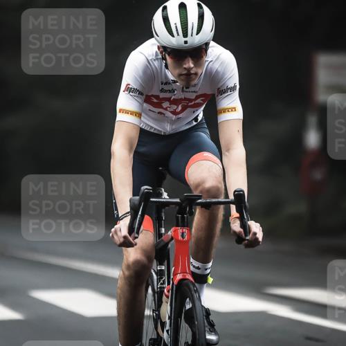 13.09.2026 - Stadtparktriathlon H.Heesch http://msf.ph/oto/10356989 13.09.2026 09:51:16 Radfahren 238, 322 meine-sportfotos.de