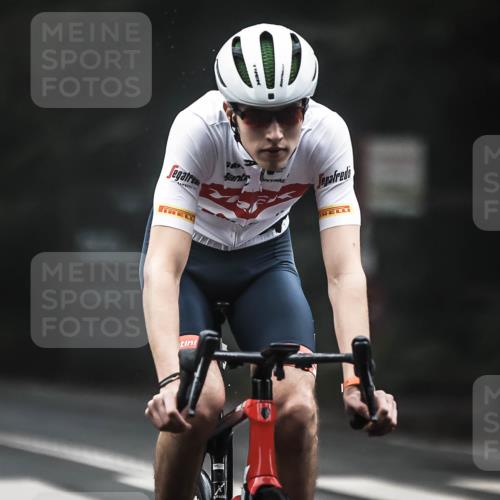 13.09.2026 - Stadtparktriathlon H.Heesch http://msf.ph/oto/10356992 13.09.2026 09:51:16 Radfahren 238, 322 meine-sportfotos.de