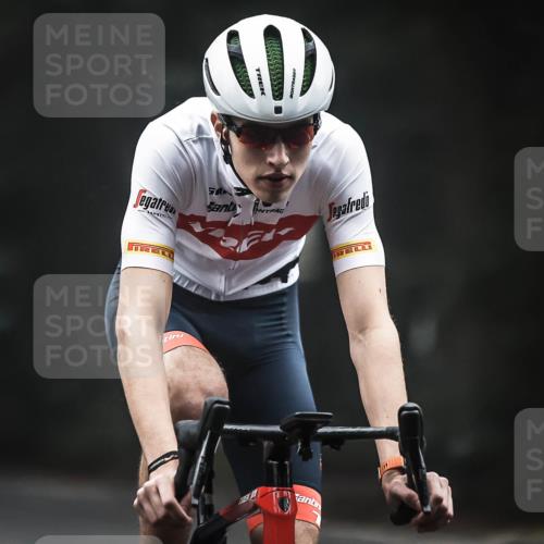 13.09.2026 - Stadtparktriathlon H.Heesch http://msf.ph/oto/10357000 13.09.2026 09:51:16 Radfahren 238, 322 meine-sportfotos.de