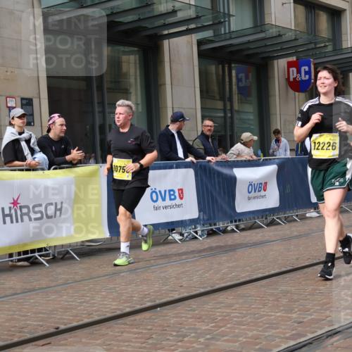 13.09.2026 - 21. swb-Marathon Bremen Strokosch-Dieckow http://msf.ph/oto/10357005 13.09.2026 11:17:33 Ziel 10137, 10713, 10756, 11367, 11482, 11932, 12023, 12226, 12292, 12321, 12373, 10472, 10773, 10779, 10979, 11495, 11672, 11709, 12101, 12334 meine-sportfotos.de
