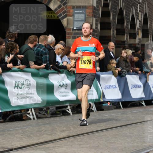 13.09.2026 - 21. swb-Marathon Bremen Strokosch-Dieckow http://msf.ph/oto/10357047 13.09.2026 10:57:04 Ziel 10240, 10372, 10486, 10540, 10610, 10721, 10771, 10824, 10888, 10936, 11064, 11349, 11474, 11601, 11872, 11911, 11996, 12284, 12434, 10166, 10578, 10687, 10700, 10772, 10969, 11236, 11292, 11484, 11667, 12263, 12382, 12383, 12400, 12411 meine-sportfotos.de