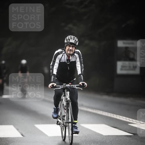 13.09.2026 - Stadtparktriathlon H.Heesch http://msf.ph/oto/10357097 13.09.2026 09:51:38 Radfahren 213, 262, 264, 287, 296, 313, 337 meine-sportfotos.de