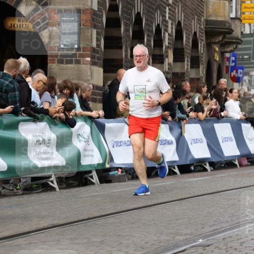 13.09.2026 - 21. swb-Marathon Bremen Strokosch-Dieckow http://msf.ph/oto/10357107 13.09.2026 10:57:05 Ziel 10372, 10486, 10540, 10610, 10721, 10771, 10824, 10888, 10936, 11064, 11349, 11474, 11601, 11872, 11911, 11996, 12284, 12434, 10166, 10578, 10687, 10700, 10969, 11236, 11292, 11484, 11667, 12263, 12382, 12383, 12400, 12411 meine-sportfotos.de