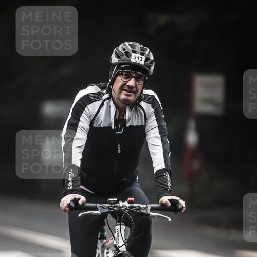 13.09.2026 - Stadtparktriathlon H.Heesch http://msf.ph/oto/10357113 13.09.2026 09:51:39 Radfahren 213, 262, 264, 287, 296, 313, 337 meine-sportfotos.de