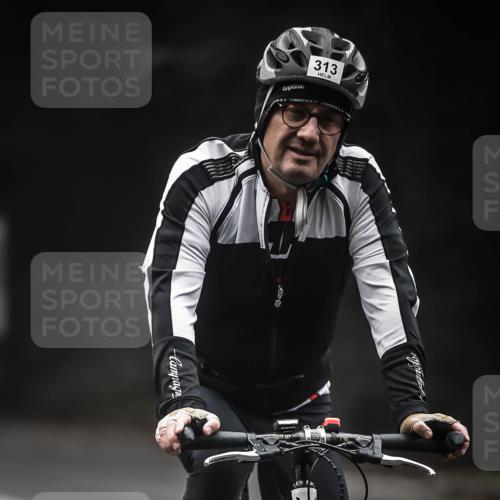 13.09.2026 - Stadtparktriathlon H.Heesch http://msf.ph/oto/10357122 13.09.2026 09:51:39 Radfahren 213, 262, 264, 287, 296, 313, 337 meine-sportfotos.de