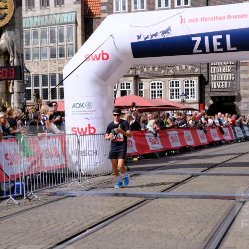 13.09.2026 - 21. swb-Marathon Bremen Tim E. http://msf.ph/oto/10357126 13.09.2026 12:51:52 Ziel 3617 meine-sportfotos.de