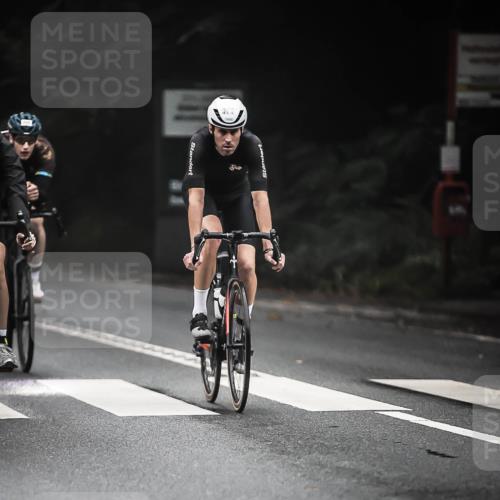 13.09.2026 - Stadtparktriathlon H.Heesch http://msf.ph/oto/10357128 13.09.2026 09:51:41 Radfahren 213, 247, 262, 264, 287, 296, 313 meine-sportfotos.de