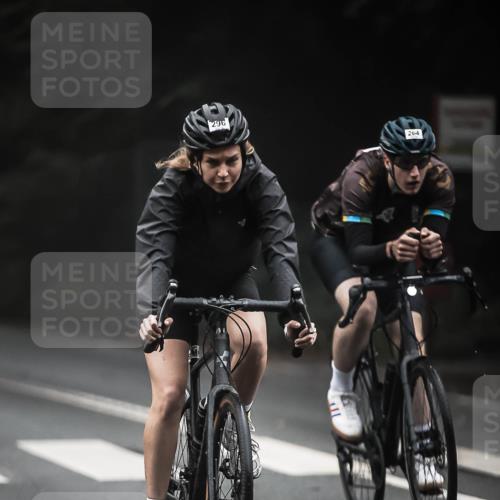 13.09.2026 - Stadtparktriathlon H.Heesch http://msf.ph/oto/10357146 13.09.2026 09:51:42 Radfahren 213, 247, 262, 264, 287, 296, 313 meine-sportfotos.de