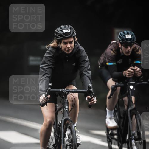 13.09.2026 - Stadtparktriathlon H.Heesch http://msf.ph/oto/10357151 13.09.2026 09:51:42 Radfahren 213, 247, 262, 264, 287, 296, 313 meine-sportfotos.de