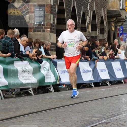 13.09.2026 - 21. swb-Marathon Bremen Strokosch-Dieckow http://msf.ph/oto/10357154 13.09.2026 10:57:05 Ziel 10372, 10486, 10540, 10610, 10721, 10771, 10824, 10888, 10936, 11064, 11349, 11474, 11601, 11872, 11911, 11996, 12284, 12434, 10166, 10578, 10687, 10700, 10969, 11236, 11292, 11484, 11667, 12263, 12382, 12383, 12400, 12411 meine-sportfotos.de