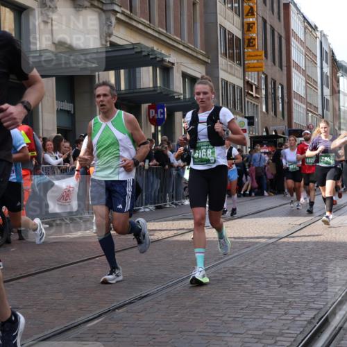 13.09.2026 - 21. swb-Marathon Bremen Strokosch-Dieckow http://msf.ph/oto/10357165 13.09.2026 13:34:26 Ziel 489, 809, 1210, 1395, 1871, 1967, 2413, 2525, 2561, 2755, 2831, 3052, 3058, 3181, 3217, 3318, 3353, 3380, 3388, 3409, 3765, 3768, 3842, 4537, 5378, 5415, 5488, 5684, 5694, 5760, 6085, 6128, 6168, 6244, 6627, 6756, 7168, 7443, 7462, 7833, 8155, 8182, 8381, 8453, 8493, 8552, 8623, 8683, 9038, 9751, 9788, 9820, 13180, 682, 784, 809, 911, 1307, 1364, 2215, 2355, 2464, 3029, 3068, 3162, 3214, 3318, 3409, 3632, 3636, 3890, 3984, 4112, 4616, 5147, 5265, 5489, 5566, 5768, 5852, 6090 meine-sportfotos.de