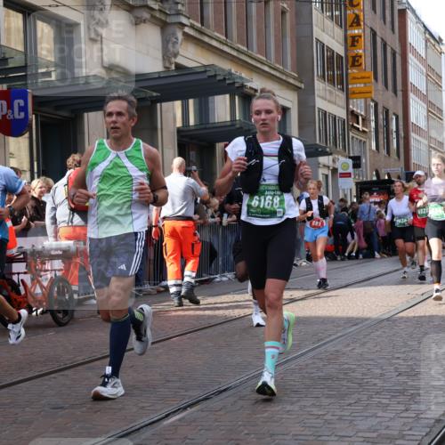 13.09.2026 - 21. swb-Marathon Bremen Strokosch-Dieckow http://msf.ph/oto/10357180 13.09.2026 13:34:26 Ziel 489, 809, 1210, 1395, 1871, 1967, 2413, 2525, 2561, 2755, 2831, 3052, 3058, 3181, 3217, 3318, 3353, 3380, 3388, 3409, 3765, 3768, 3842, 4537, 5378, 5415, 5488, 5684, 5694, 5760, 6085, 6128, 6168, 6244, 6627, 6756, 7168, 7443, 7462, 7833, 8155, 8182, 8381, 8453, 8493, 8552, 8623, 8683, 9038, 9751, 9788, 9820, 13180, 682, 784, 809, 911, 1307, 1364, 2215, 2355, 2464, 3029, 3068, 3162, 3214, 3318, 3409, 3632, 3636, 3890, 3984, 4112, 4616, 5147, 5265, 5489, 5566, 5768, 5852, 6090 meine-sportfotos.de