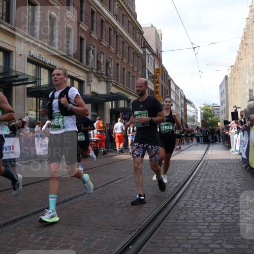 13.09.2026 - 21. swb-Marathon Bremen Strokosch-Dieckow http://msf.ph/oto/10357229 13.09.2026 13:34:27 Ziel 489, 1210, 1395, 1871, 1967, 2413, 2525, 2561, 2755, 2831, 3052, 3058, 3181, 3217, 3353, 3380, 3388, 3765, 3768, 3842, 4537, 5378, 5415, 5488, 5684, 5694, 5760, 6085, 6128, 6168, 6244, 6627, 6655, 6756, 7168, 7443, 7462, 7833, 8155, 8182, 8381, 8453, 8493, 8552, 8623, 8683, 9038, 9751, 9788, 9820, 13180, 682, 784, 809, 911, 1307, 1364, 2215, 2355, 2464, 3029, 3068, 3162, 3214, 3318, 3409, 3632, 3636, 3890, 3984, 4112, 4616, 5147, 5265, 5489, 5566, 5768, 5852, 6090 meine-sportfotos.de