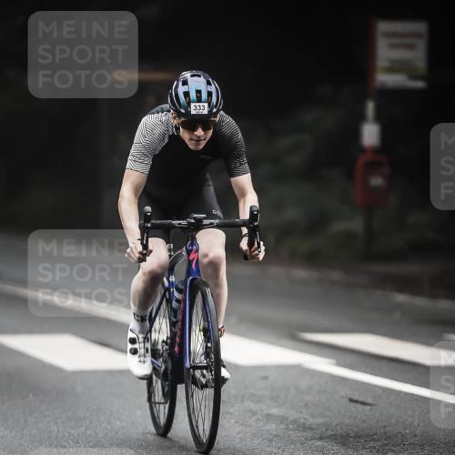 13.09.2026 - Stadtparktriathlon H.Heesch http://msf.ph/oto/10357254 13.09.2026 09:51:50 Radfahren 220, 247, 258, 287, 300, 333 meine-sportfotos.de