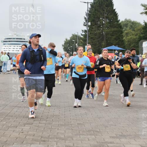 13.09.2026 - Kiel Lauf Andreas Tolksdorf http://msf.ph/oto/10357310 13.09.2026 09:59:41 Kiellinie 067, 2662, 2746, 2747, 1, 39, 3976 meine-sportfotos.de