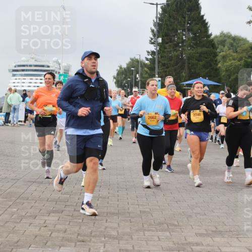 13.09.2026 - Kiel Lauf Andreas Tolksdorf http://msf.ph/oto/10357321 13.09.2026 09:59:41 Kiellinie 2662, 2746 meine-sportfotos.de