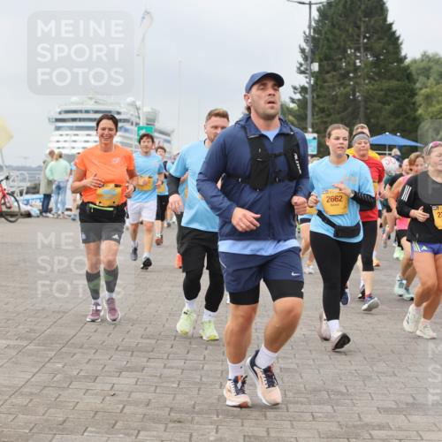 13.09.2026 - Kiel Lauf Andreas Tolksdorf http://msf.ph/oto/10357324 13.09.2026 09:59:41 Kiellinie 2662, 2746 meine-sportfotos.de
